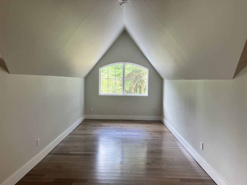 Stylish Multi-Use Garage gallery photo 9
